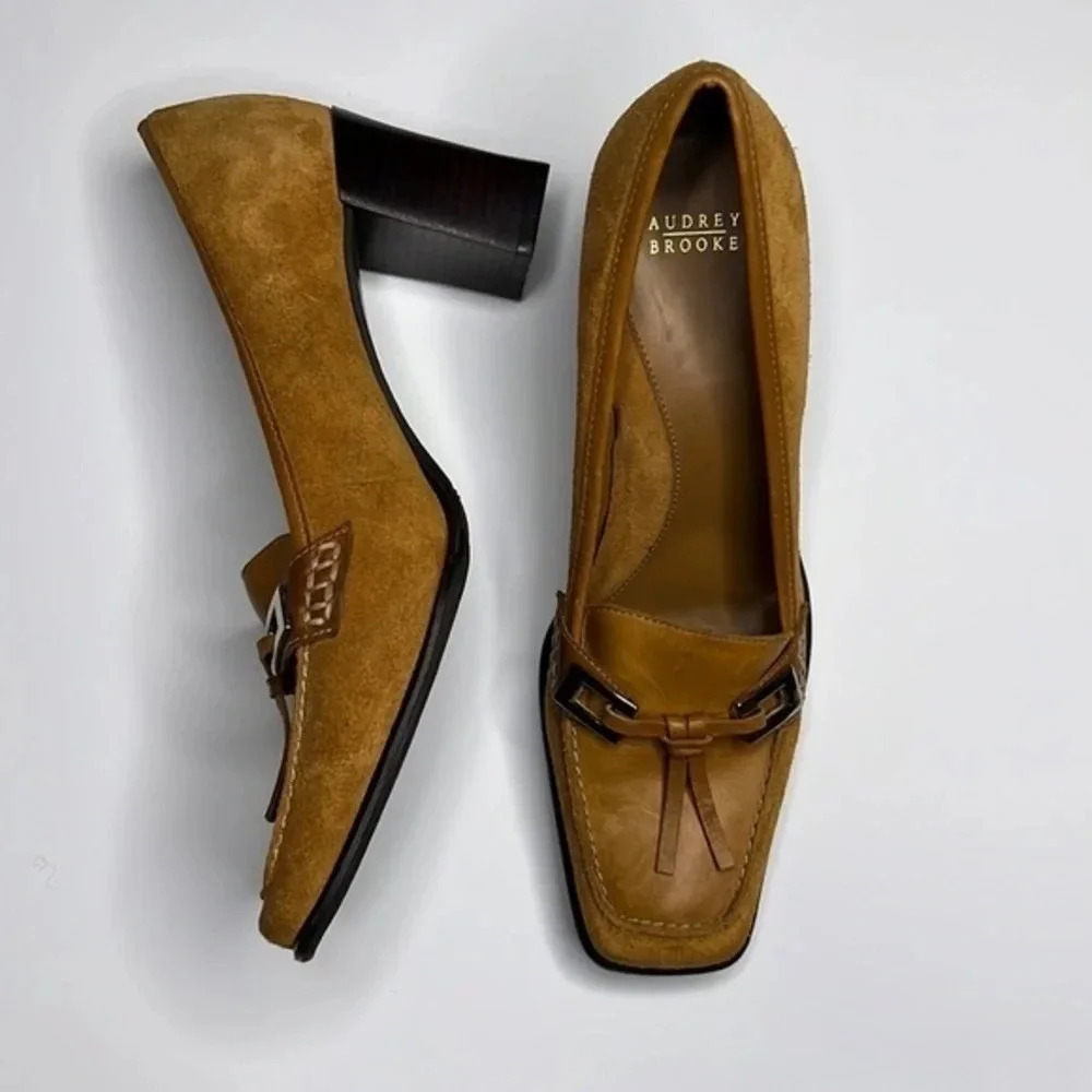 Audrey Brooke leather suede size 9m block heels